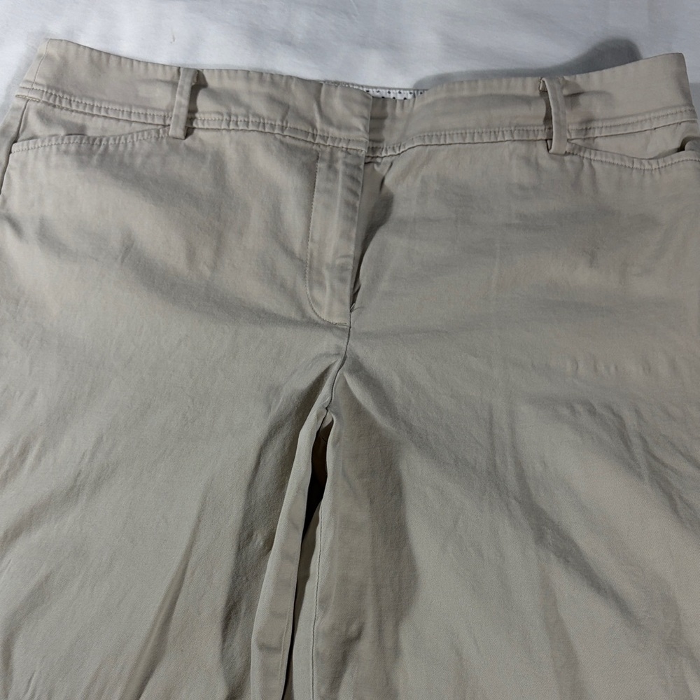 Talbots womens stone khaki Perfect Short flat front 9" Bermuda shorts - size 12P